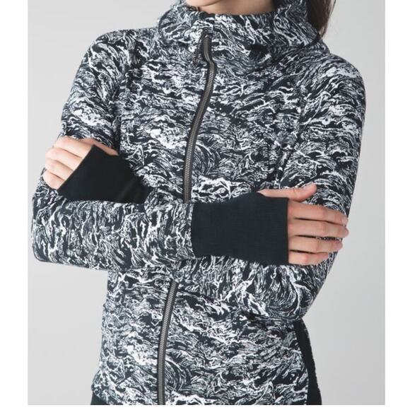 lululemon athletica Tops - Lululemon Scuba Hoodie Nami Wave White Black Size 6